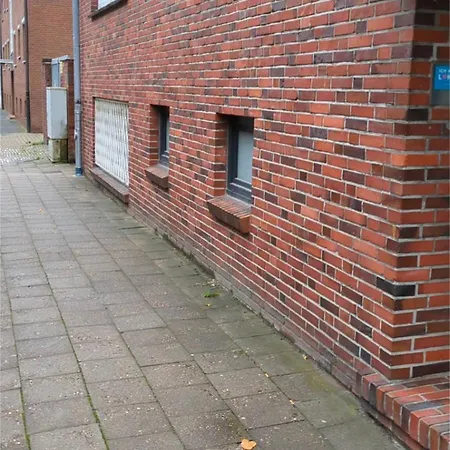 Schoene Einfache Zwischen Stadt Und * Wilhelmshaven