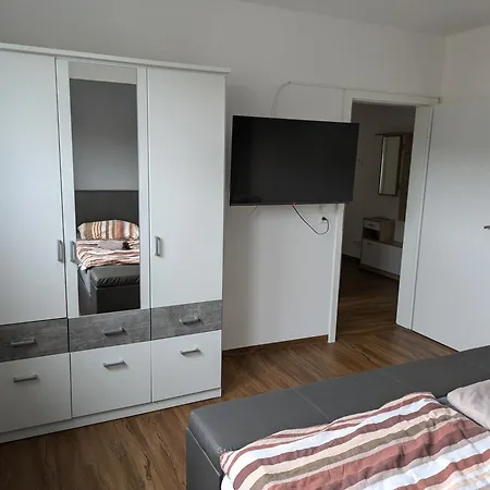 Schoene Einfache Zwischen Stadt Und Apartamento *