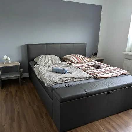 Apartamento Schoene Einfache Zwischen Stadt Und