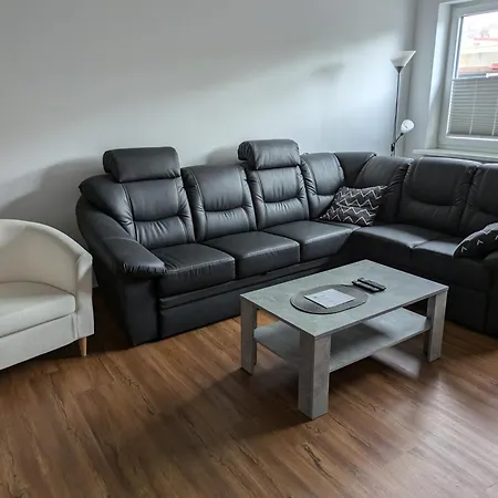 Schoene Einfache Zwischen Stadt Und Apartamento Wilhelmshaven