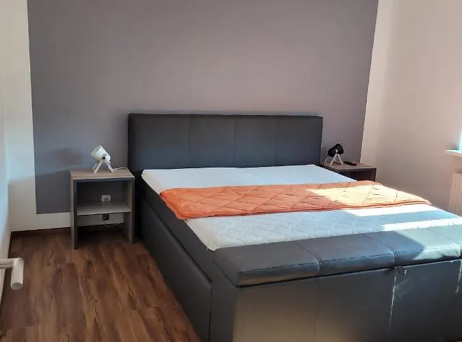 Schoene Einfache Zwischen Stadt Und * Wilhelmshaven