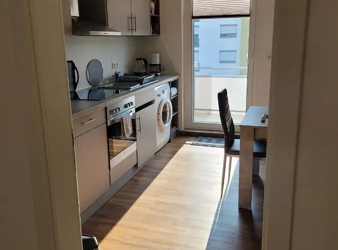 Schoene Einfache Zwischen Stadt Und